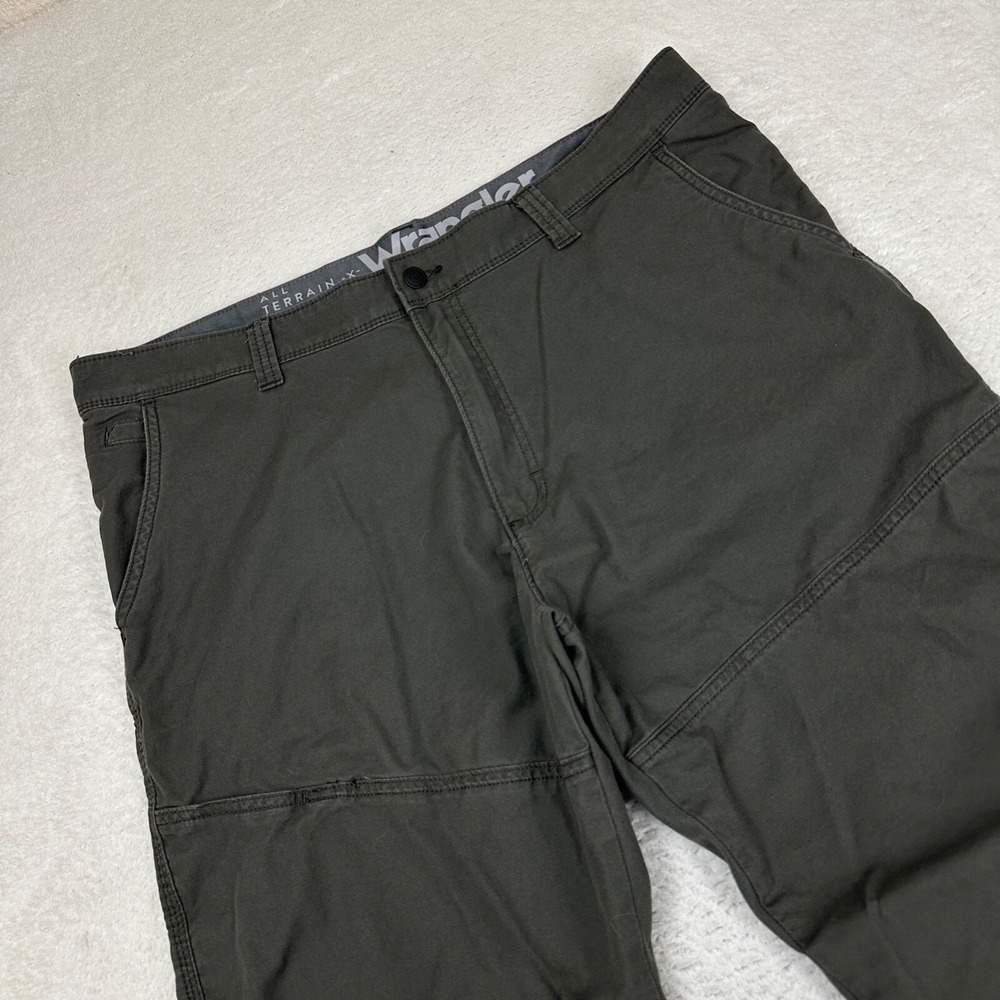 Wrangler All Terrain Gear X Pants Mens 40x30 Performance Stretch Outdoor - Picture 3 of 13